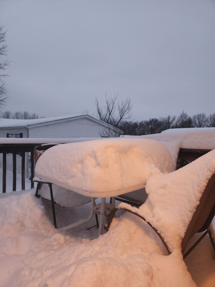 Photo of snowfall in Moscow Mills, MO.